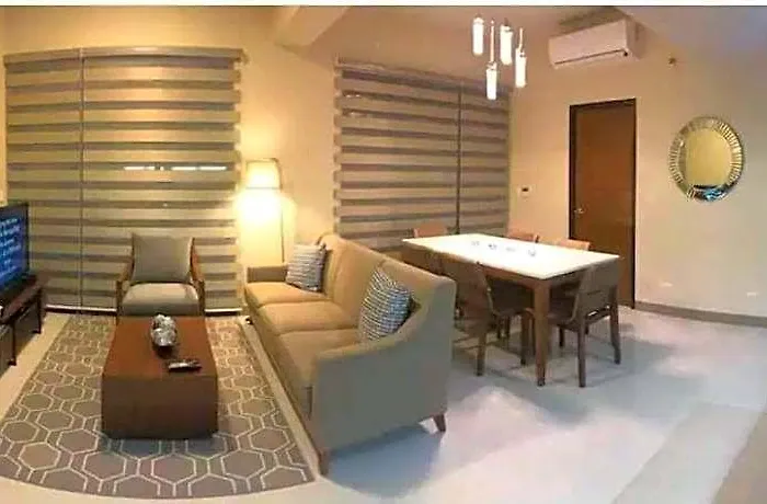 8 Newtown Boulevard By Hiverooms Hotel Lapu-Lapu City