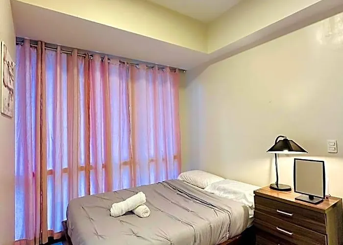 8 Newtown Boulevard By Hiverooms 4* Lapu-Lapu City